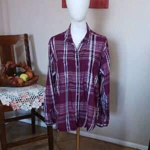 MUDD- Women's Burgundy and White Plaid Shirt